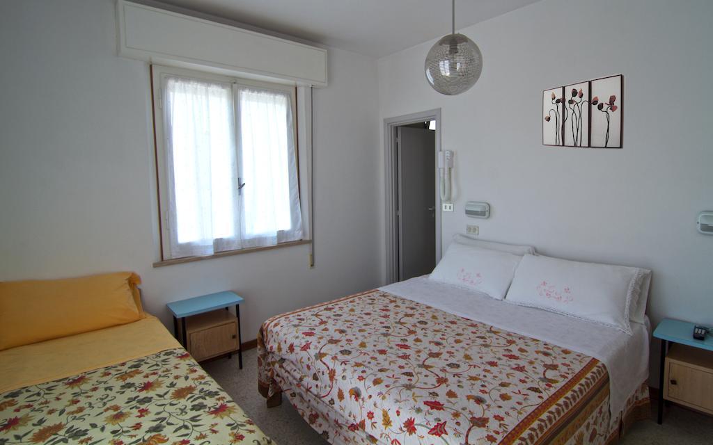 Hotel Villa Tua Riccione Cameră foto